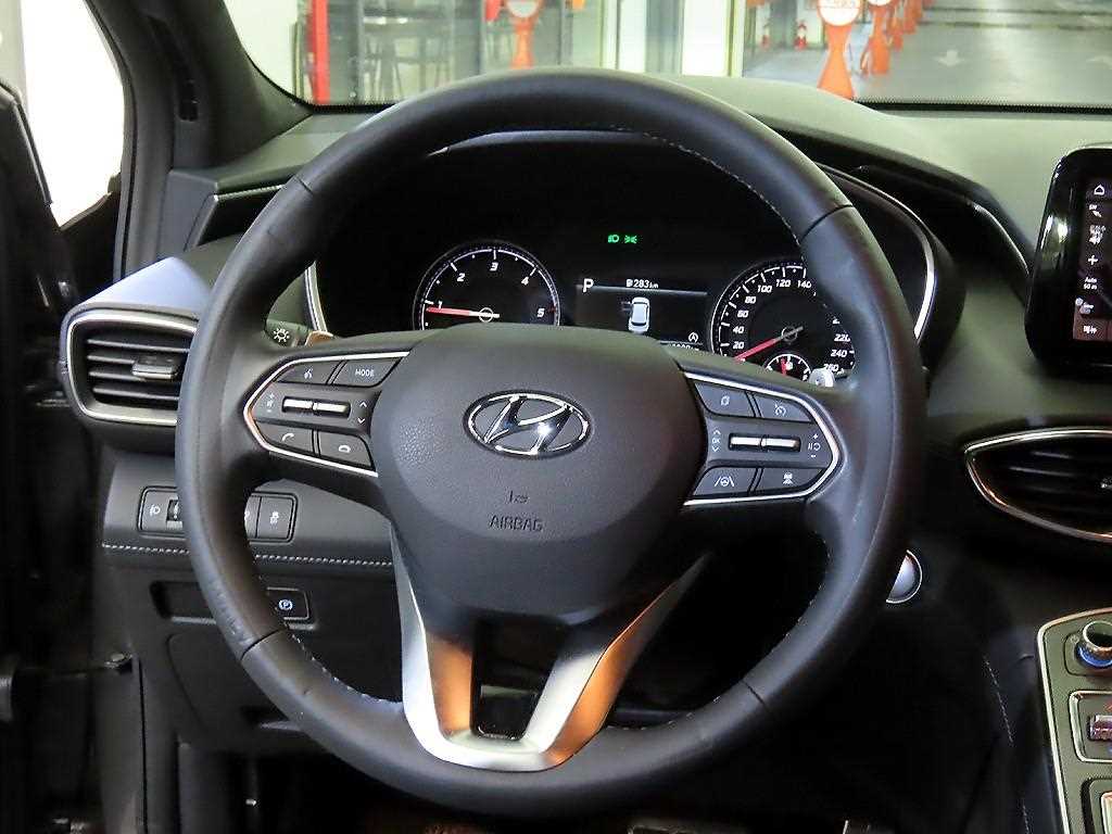 HYUNDAI Santa Fe - Vista 8