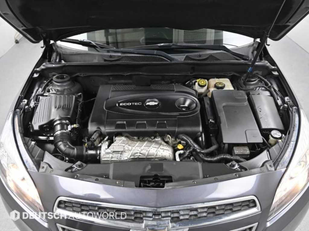 Chevrolet Malibu - Vista 6