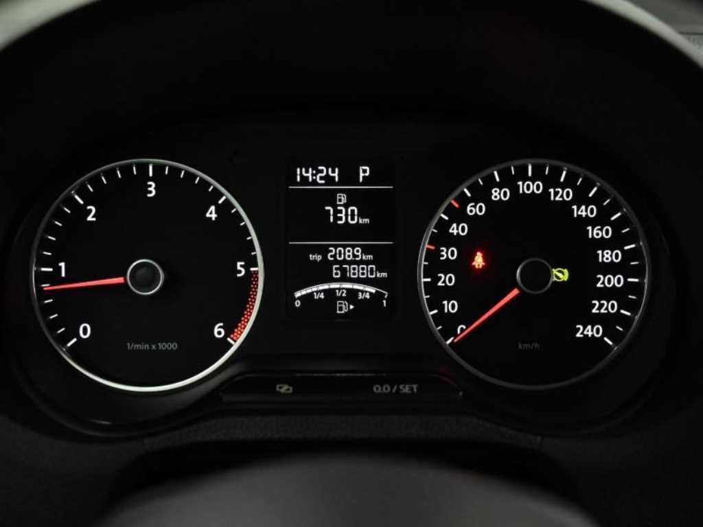 Volkswagen polo 2013 Plateado - Importación desde Corea - HF Imports Iquique - Foto 15