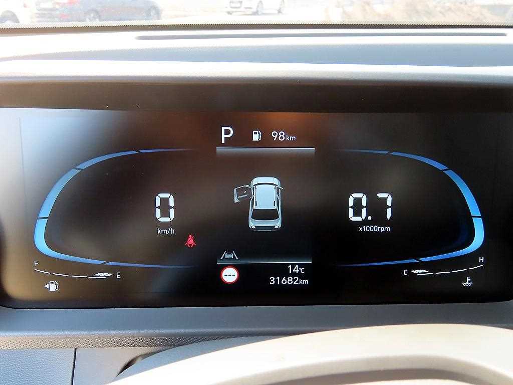 HYUNDAI Casper - Vista 8