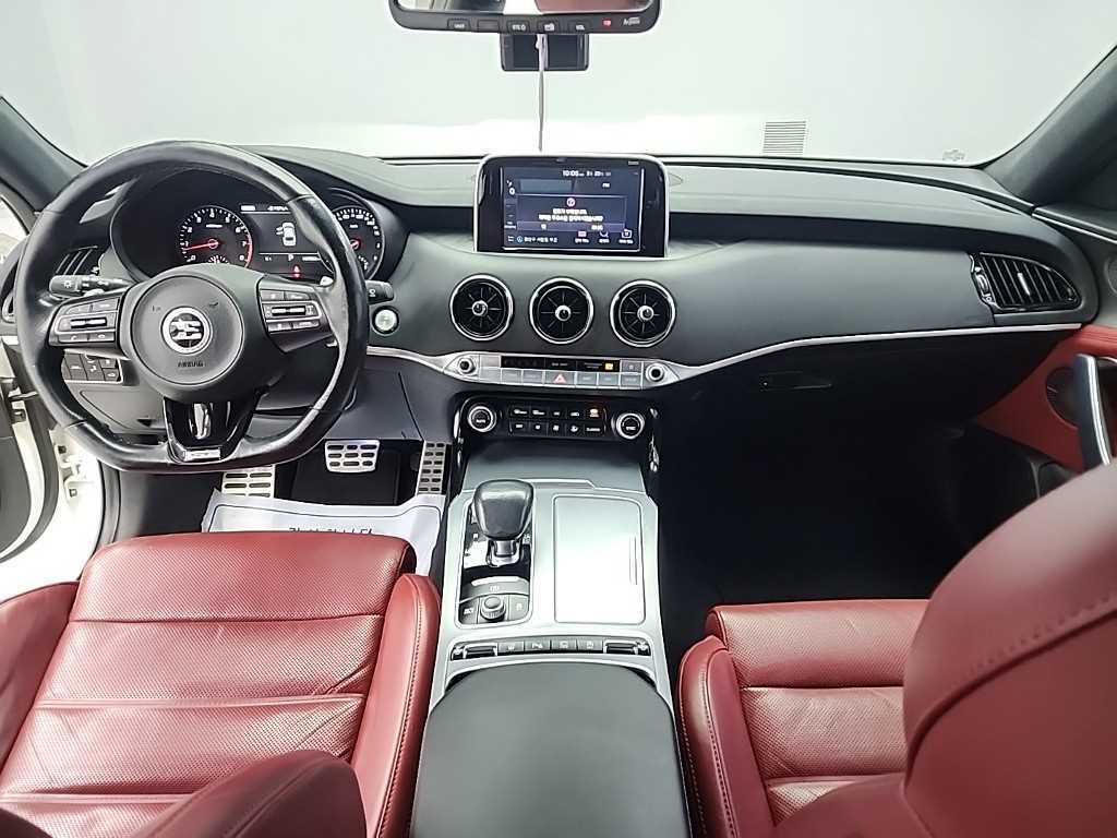 KIA Stinger - Vista 7