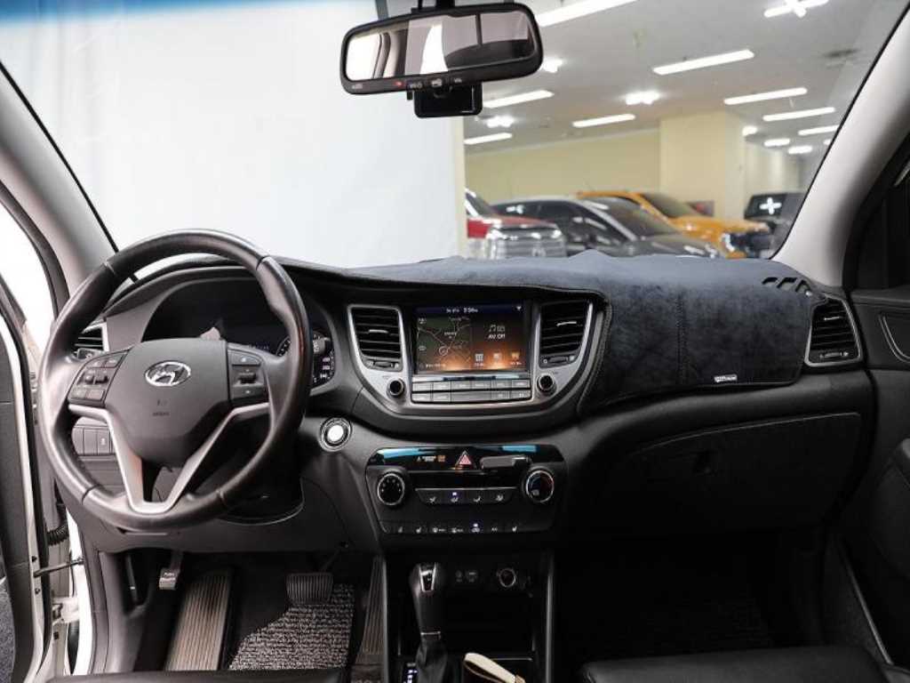 HYUNDAI Tucson 2018 Blanco - Importación desde Corea - HF Imports Iquique - Foto 16