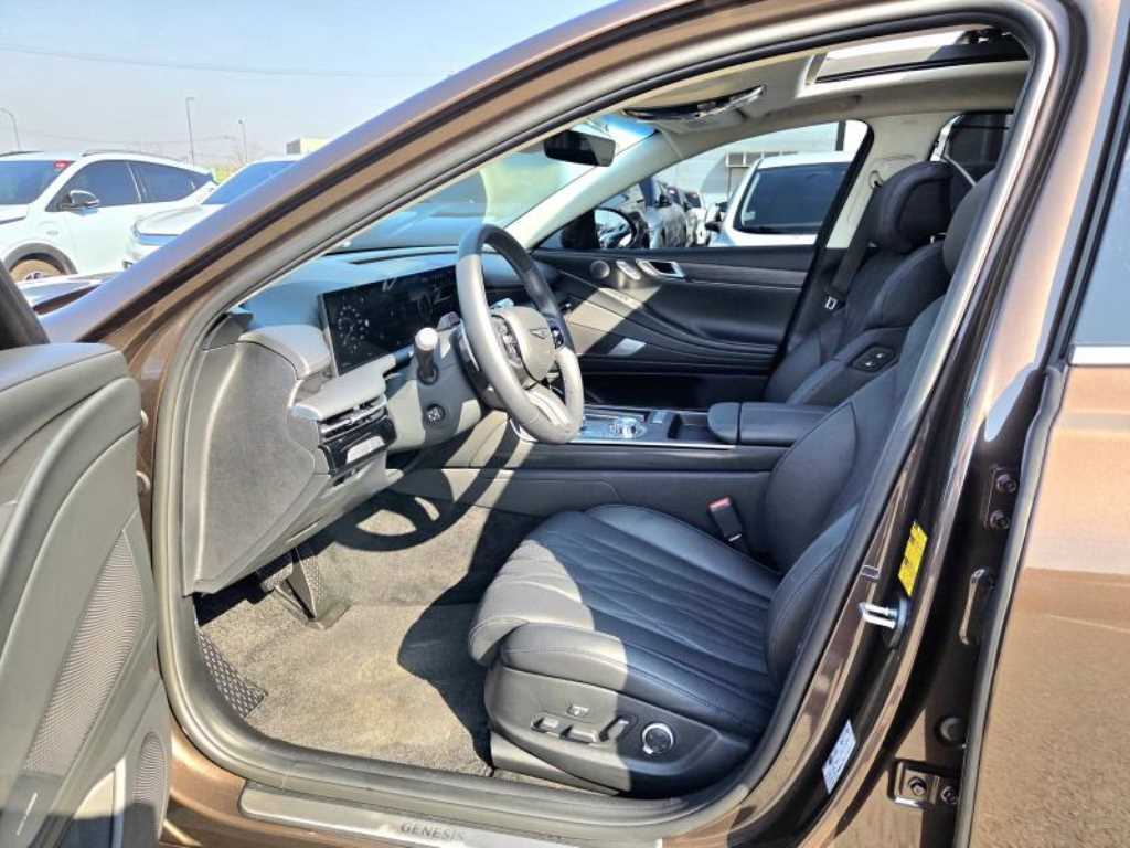 Genesis G80 - Vista 8