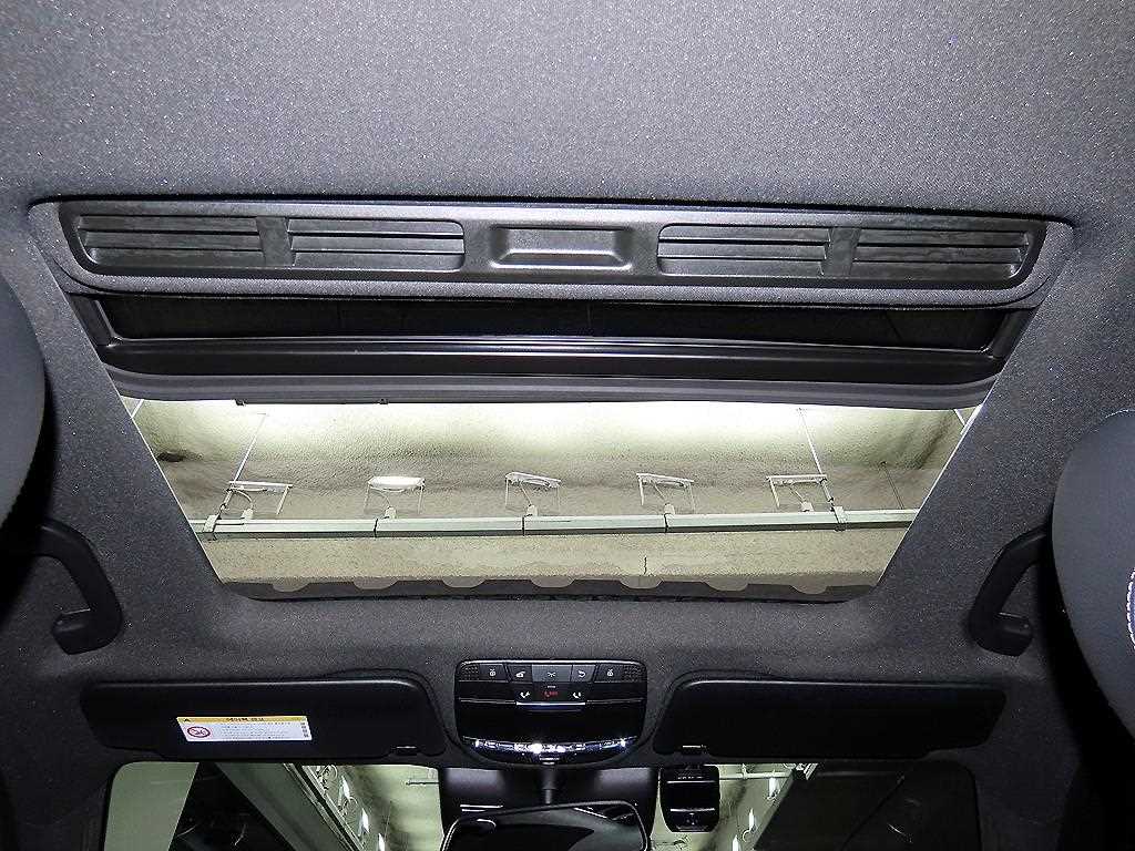 Mercedes Benz GLC Class 2018 Negro - Importación desde Corea - HF Imports Iquique - Foto 14