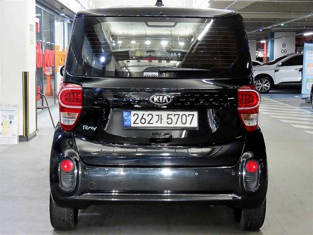 KIA Ray - Vista 5