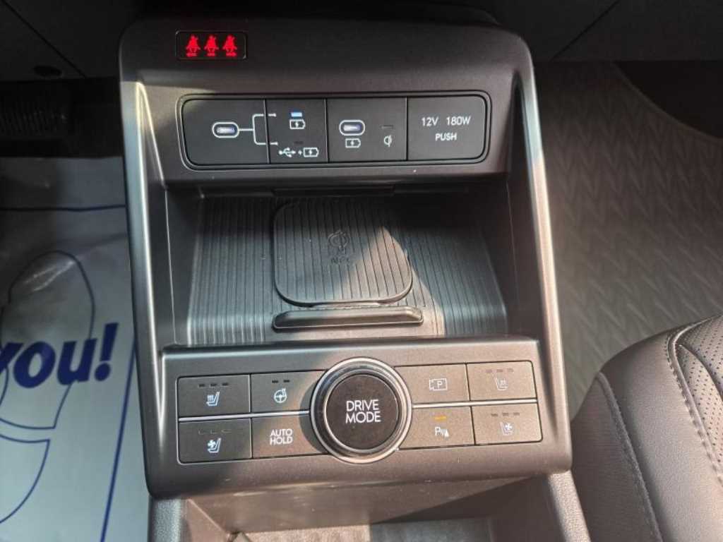 HYUNDAI Kona - Vista 9