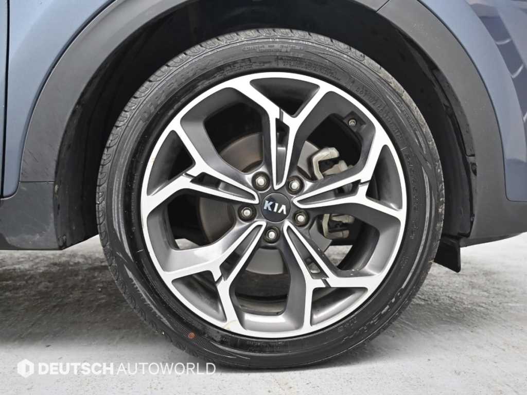 KIA Sportage - Vista 5