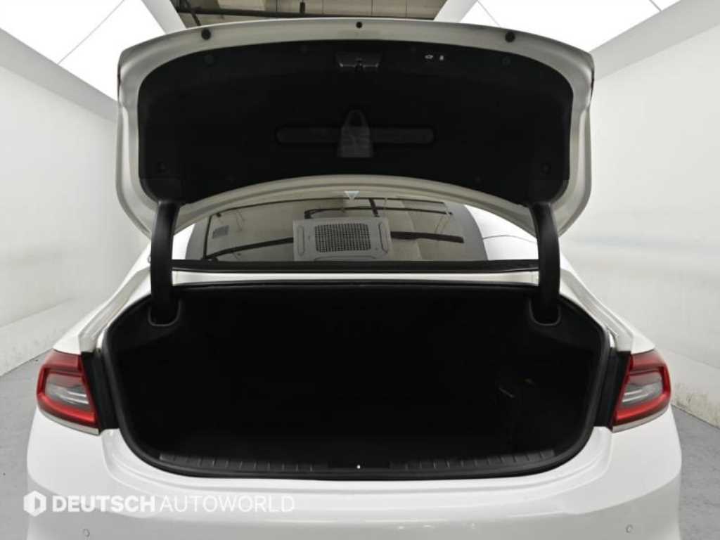 HYUNDAI Grandeur 2018 Blanco - Importación desde Corea - HF Imports Iquique - Foto 19