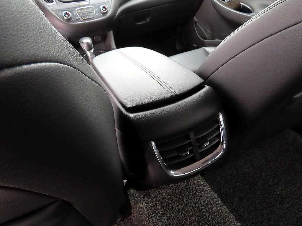 Chevrolet Malibu 2022 Gris - Importación desde Corea - HF Imports Iquique - Foto 17