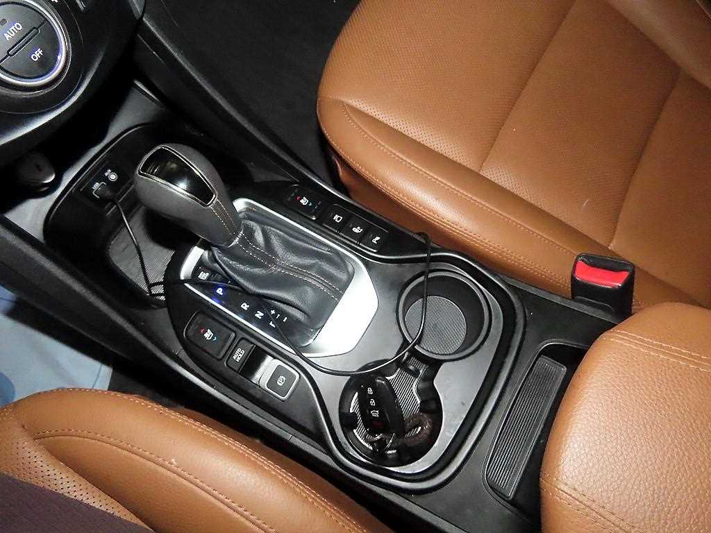 HYUNDAI Santa Fe - Vista 12