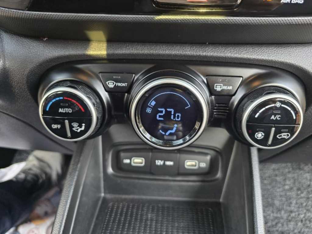 HYUNDAI Venue 2022 Rojo - Importación desde Corea - HF Imports Iquique - Foto 18