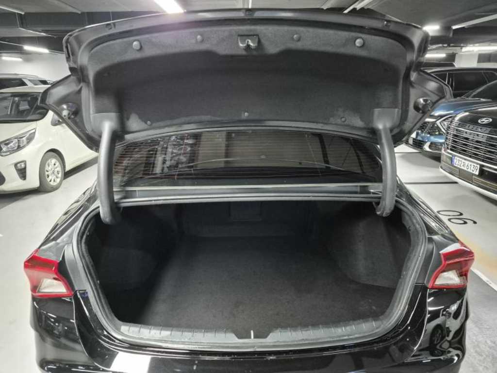 KIA K5 2022 Negro - Importación desde Corea - HF Imports Iquique - Foto 13