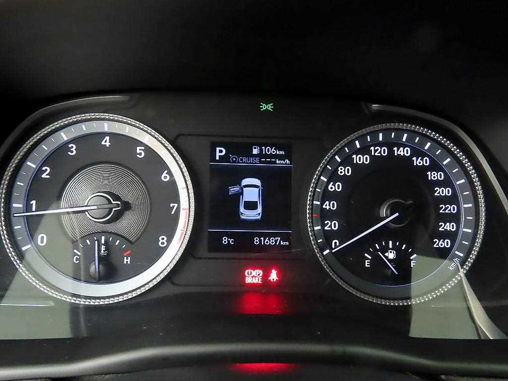 HYUNDAI Sonata - Vista 8