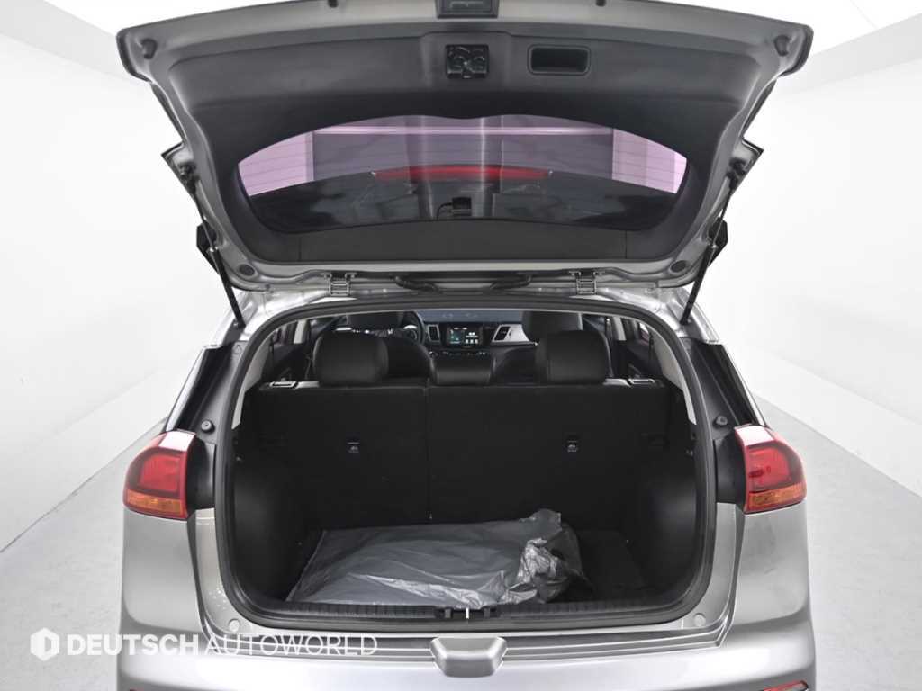 KIA Niro 2018 Gris - Importación desde Corea - HF Imports Iquique - Foto 18