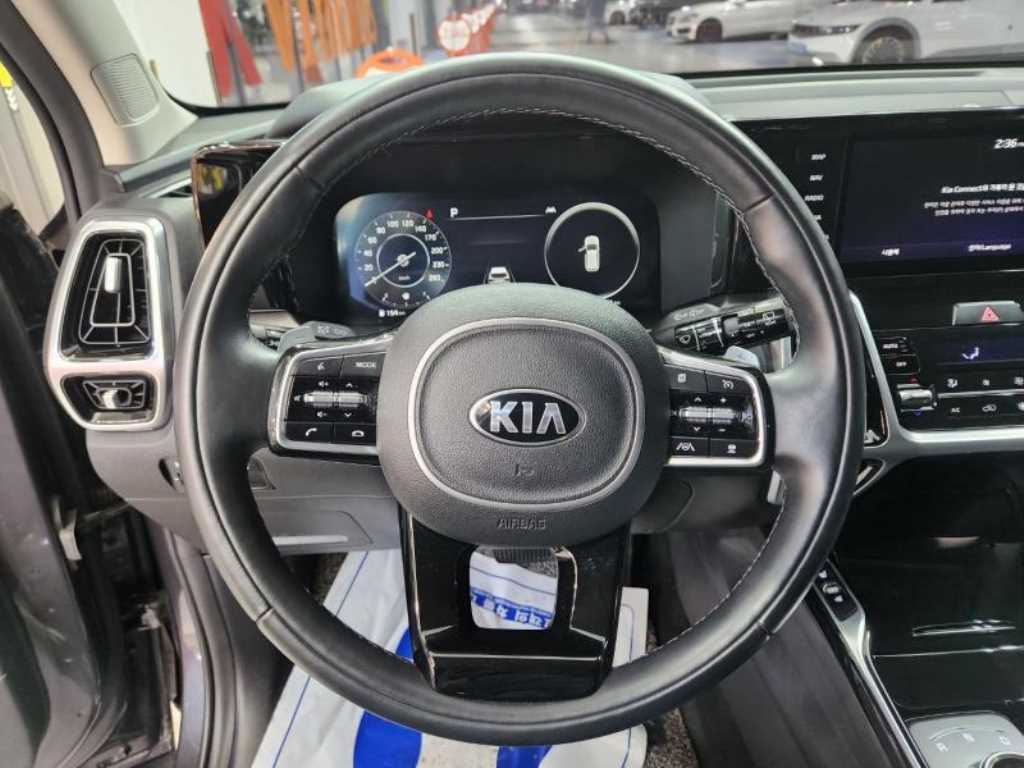 KIA Sorento - Vista 8