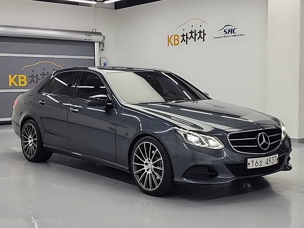 Mercedes Benz E class - Vista 4