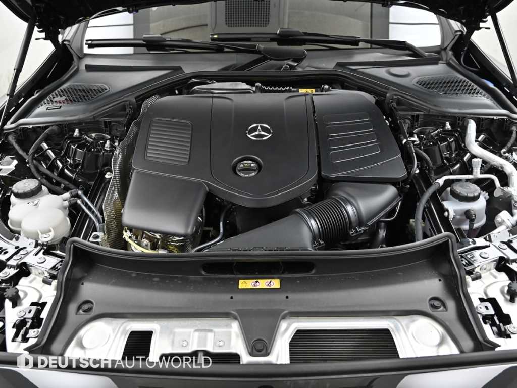 Mercedes Benz E class - Vista 6