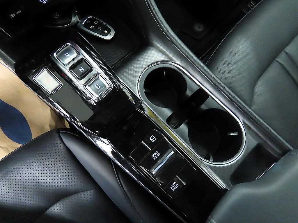 HYUNDAI Sonata - Vista 10