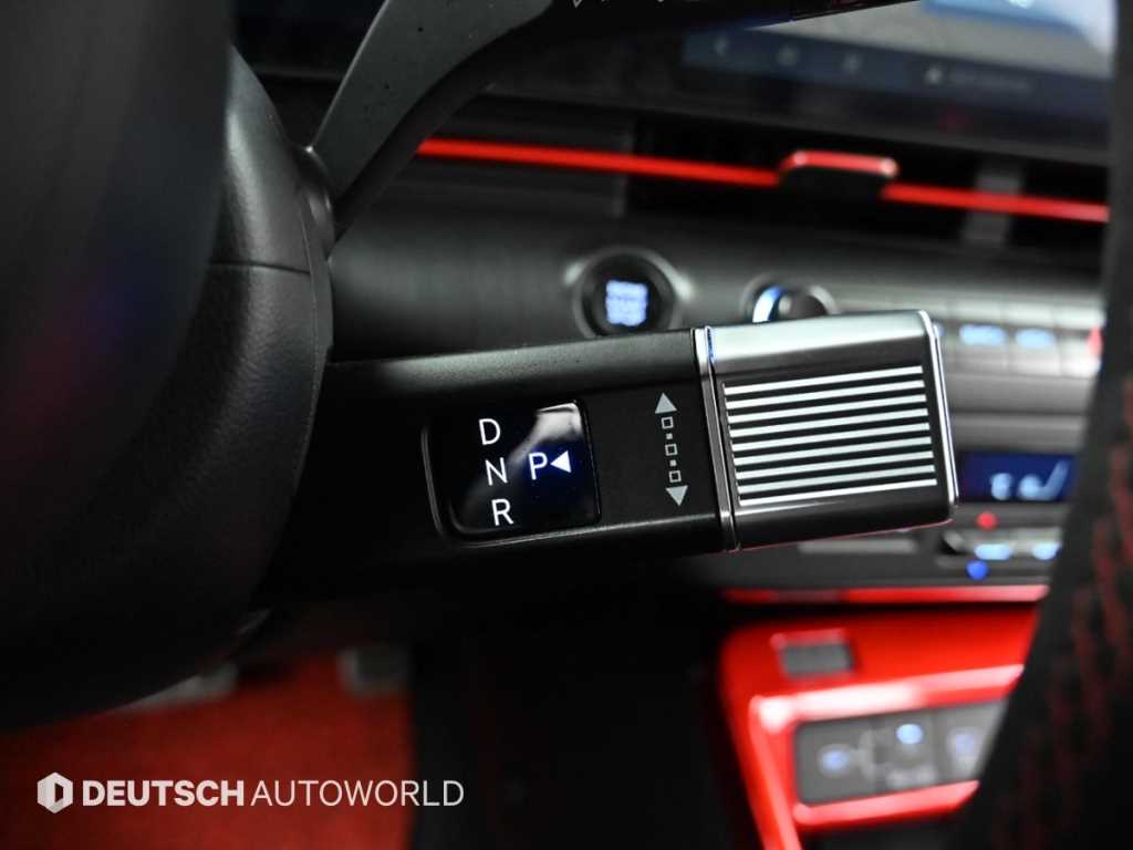 HYUNDAI Kona - Vista 9