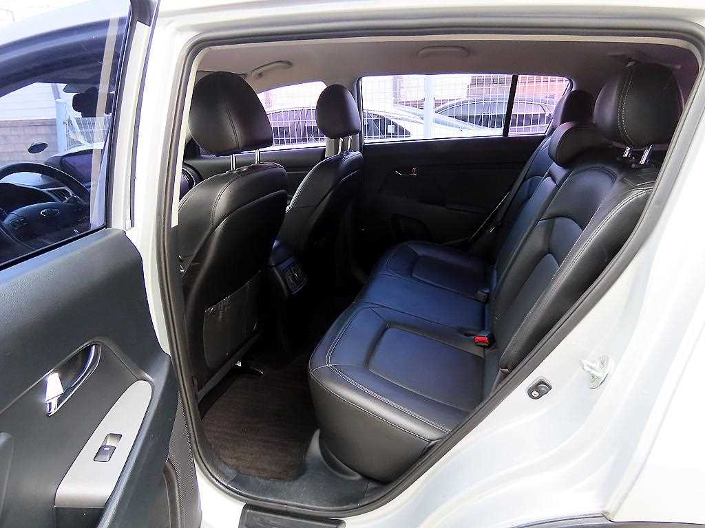 KIA Sportage - Vista 6