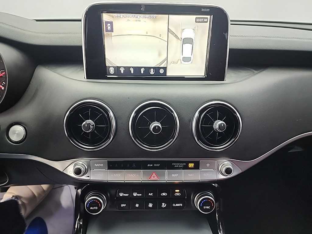 KIA Stinger - Vista 10