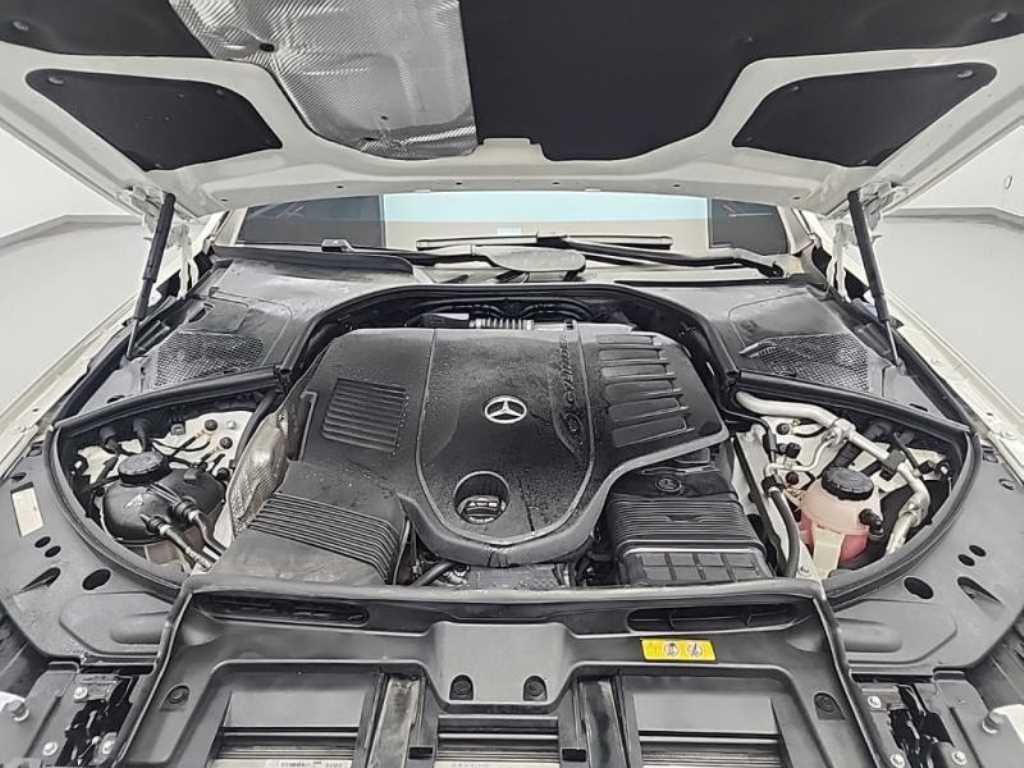 Mercedes Benz S Class - Vista 6