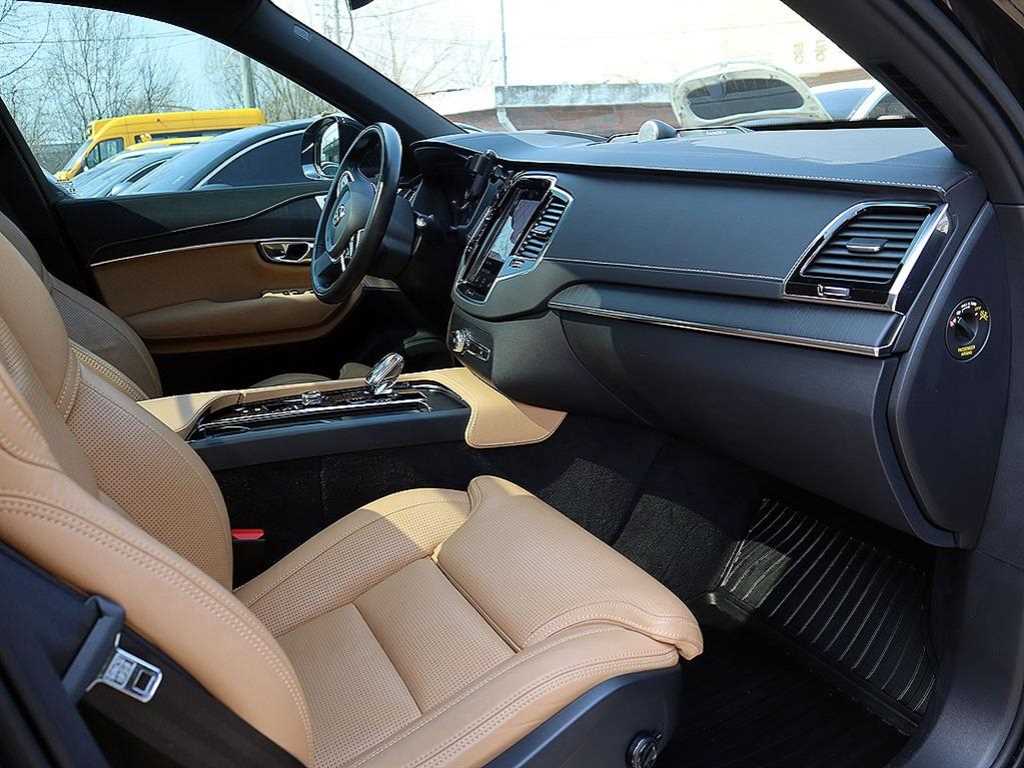 Volvo XC90 2021 Negro - Importación desde Corea - HF Imports Iquique - Foto 19