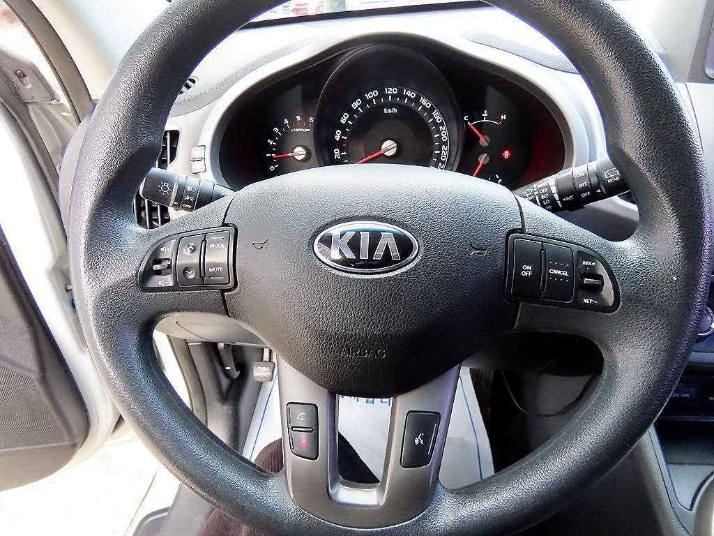 KIA Sportage - Vista 8