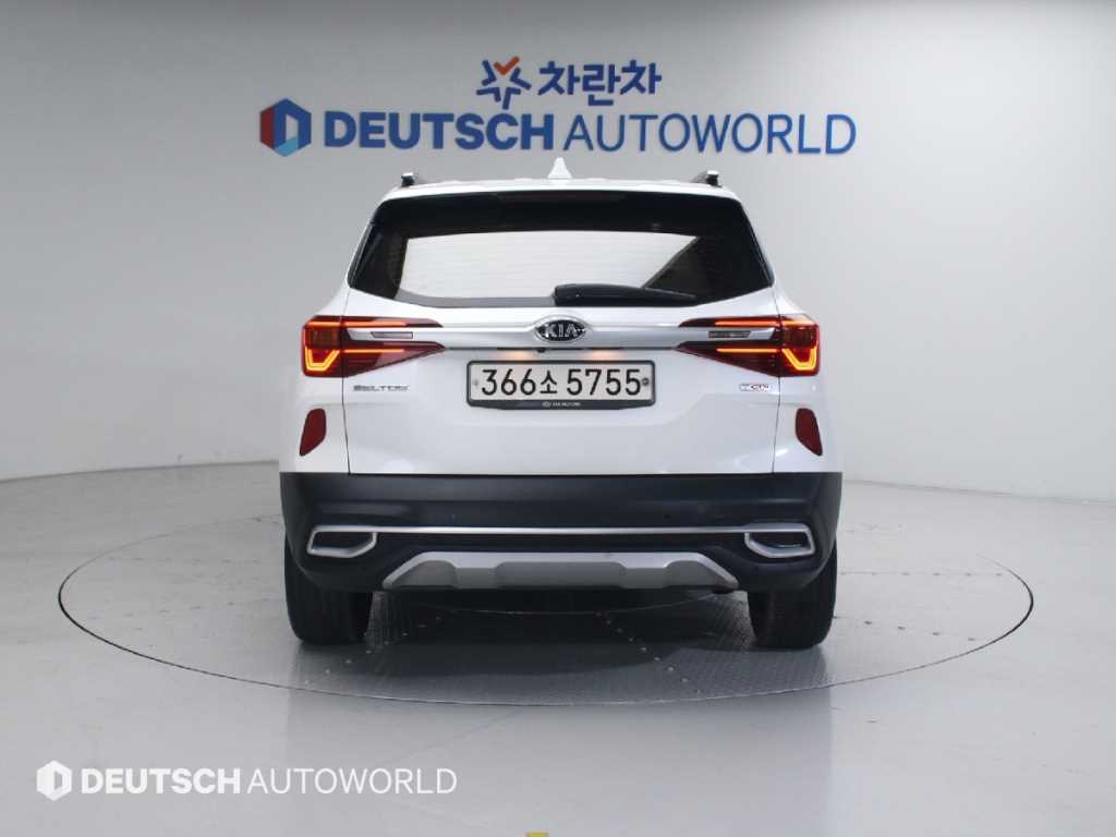 KIA Seltos - Vista 4