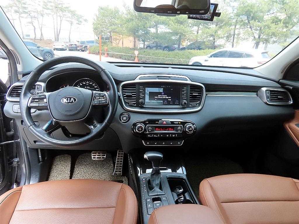 KIA Sorento - Vista 6