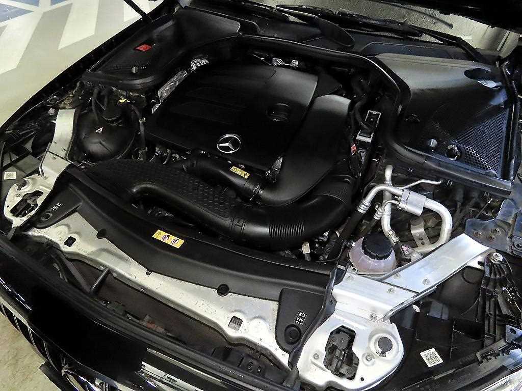 Mercedes Benz E class 2020 Negro - Importación desde Corea - HF Imports Iquique - Foto 19