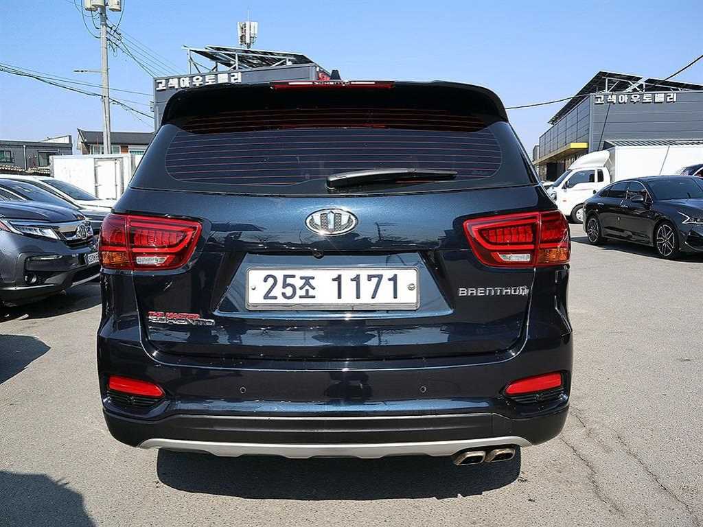 KIA Sorento - Vista 4