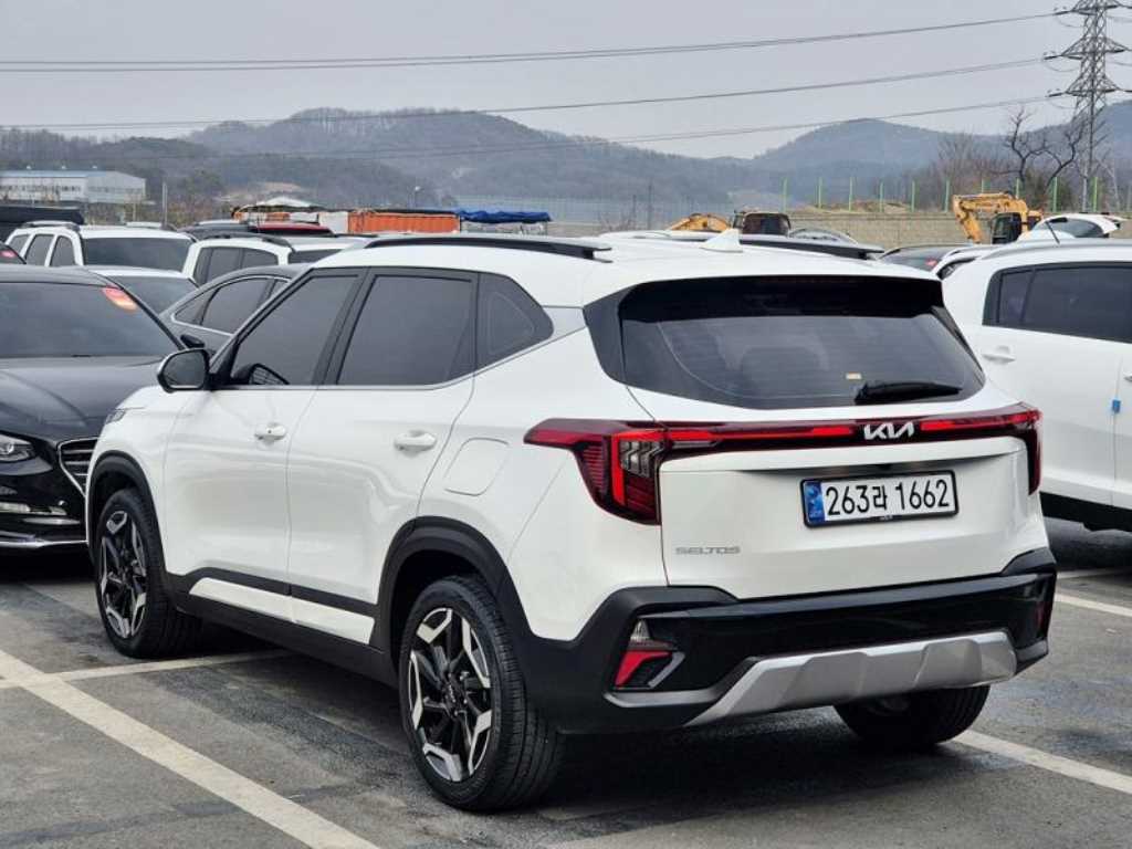 KIA Seltos - Vista 6