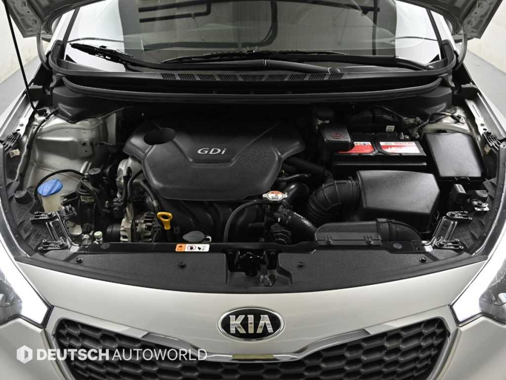 KIA K3 - Vista 6