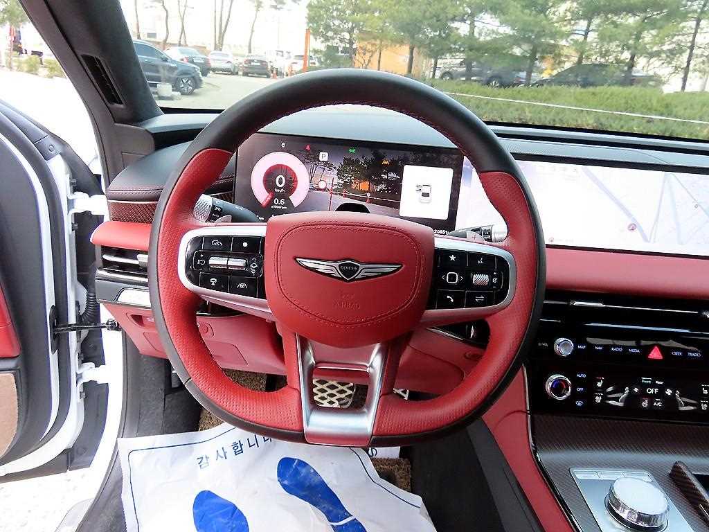 Genesis G80 - Vista 8