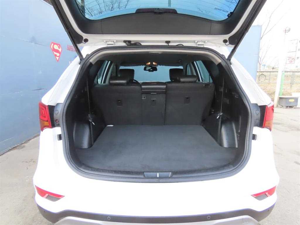 HYUNDAI Santa Fe - Vista 5