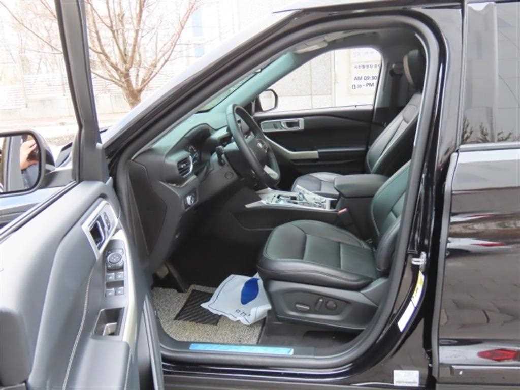 Ford Explorer 2021 Negro - Importación desde Corea - HF Imports Iquique - Foto 13