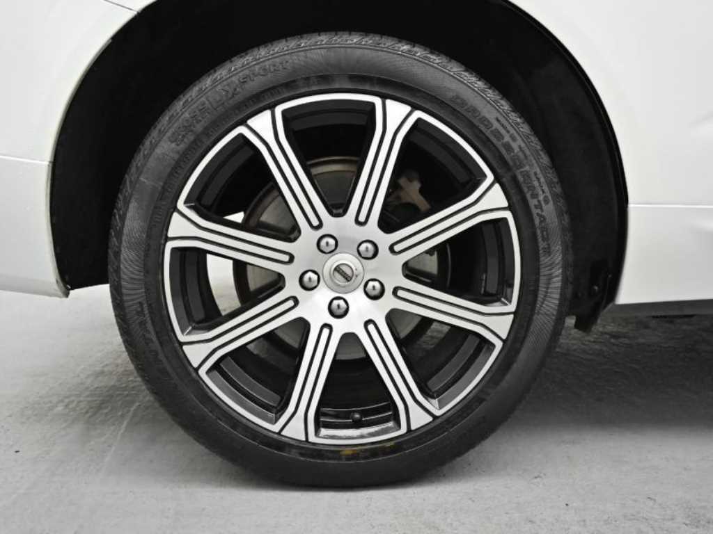 Volvo XC60 - Vista 5