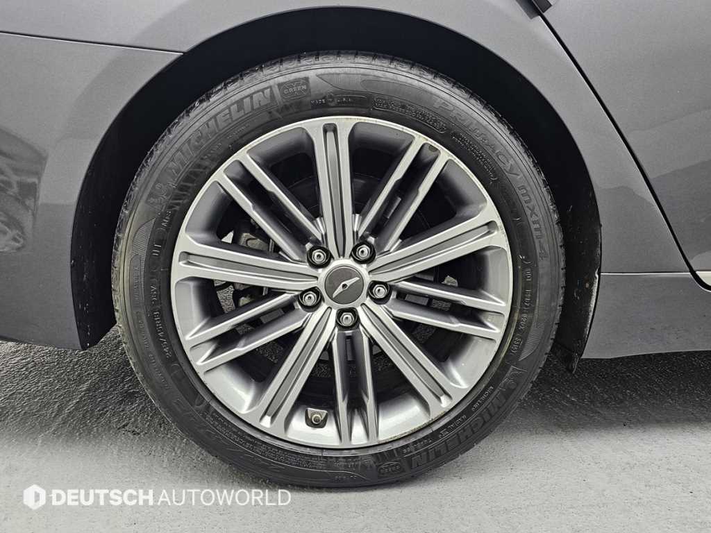 Genesis G80 - Vista 5