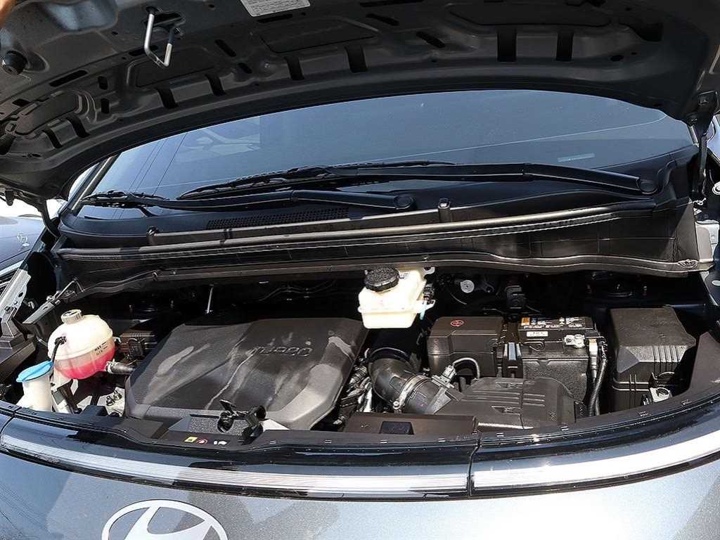 HYUNDAI Staria 2025 Gris - Importación desde Corea - HF Imports Iquique - Foto 19