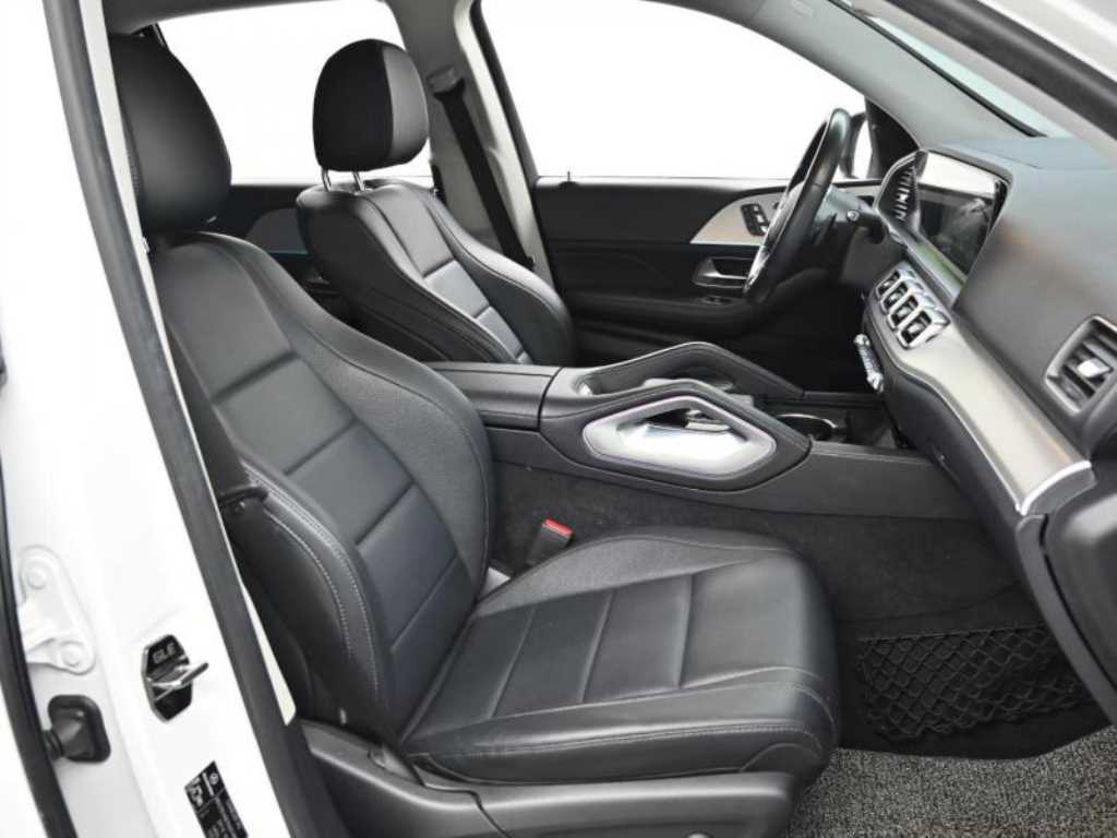 Mercedes Benz GLE Class - Vista 10