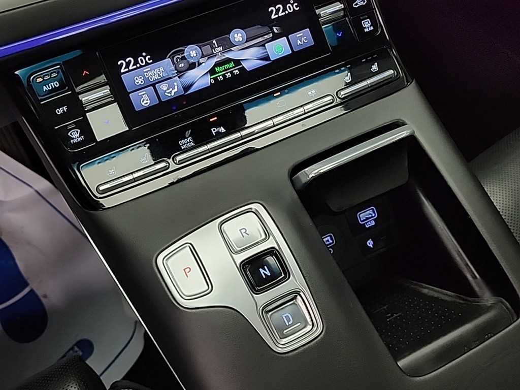 HYUNDAI Grandeur - Vista 8