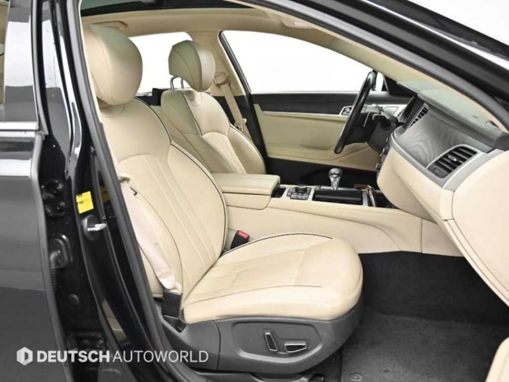 Genesis G80 - Vista 9