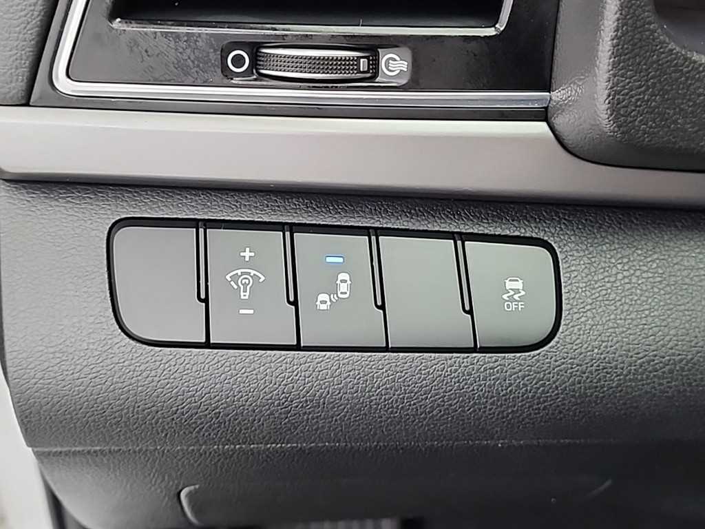 HYUNDAI Avante 2017 Blanco - Importación desde Corea - HF Imports Iquique - Foto 16