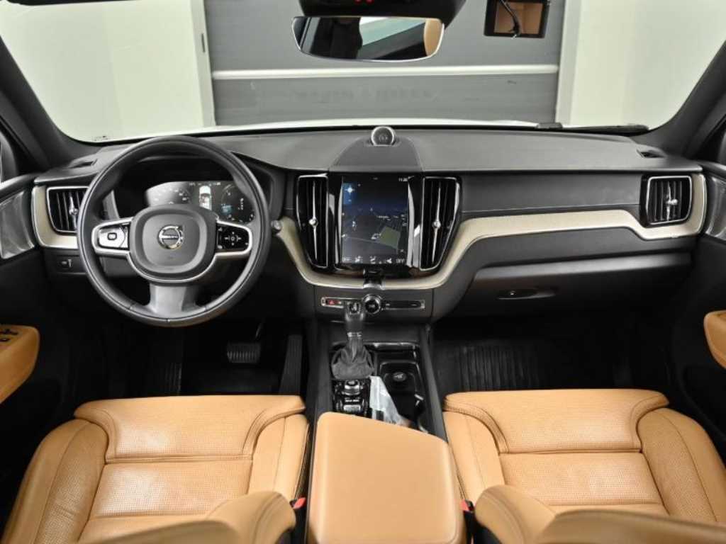 Volvo XC60 - Vista 7