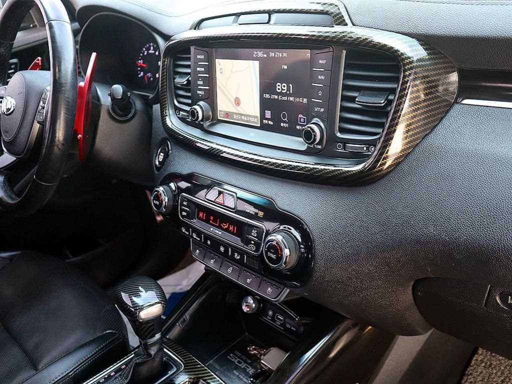 KIA Sorento - Vista 11