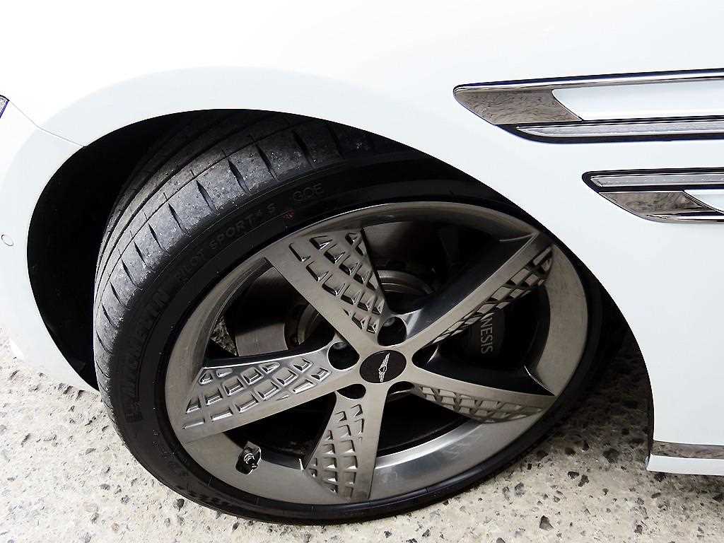 Genesis G80 2025 Blanco - Importación desde Corea - HF Imports Iquique - Foto 20