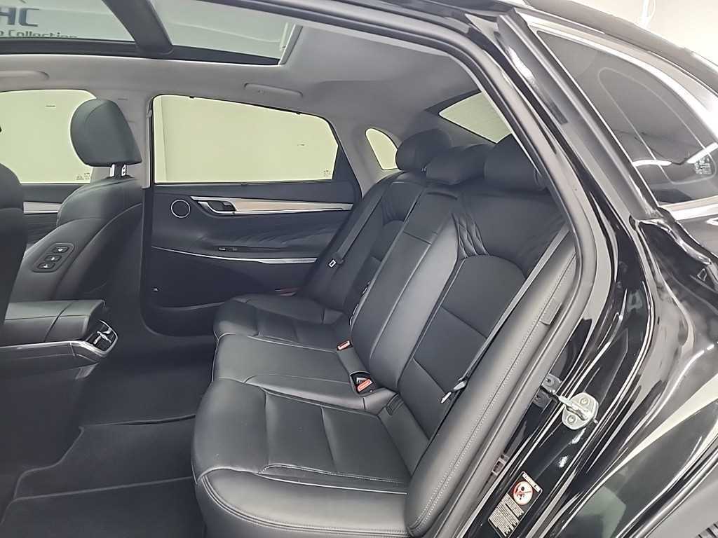 HYUNDAI Grandeur - Vista 12