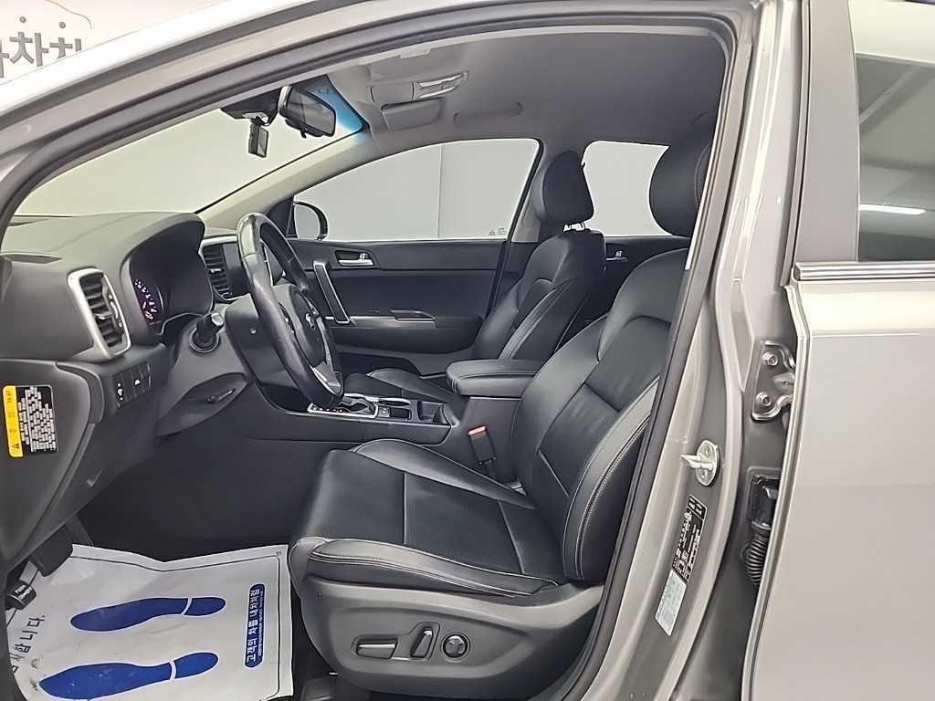 KIA Sportage - Vista 11