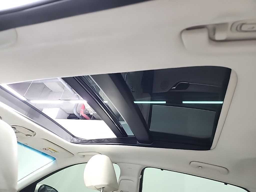 HYUNDAI Grandeur 2023 Blanco - Importación desde Corea - HF Imports Iquique - Foto 14